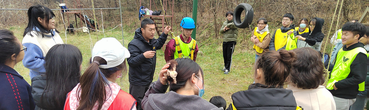 英国365集团官网员工素质拓展活动顺利开展